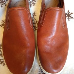 UGG Men's Slip-ons!!